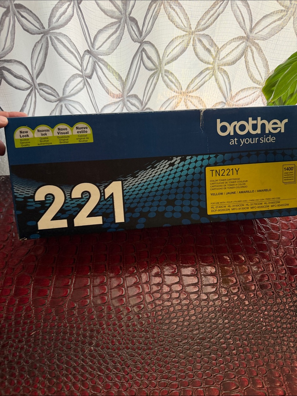 Brother TN221Y Toner Box - Blue and Yellow Graphics